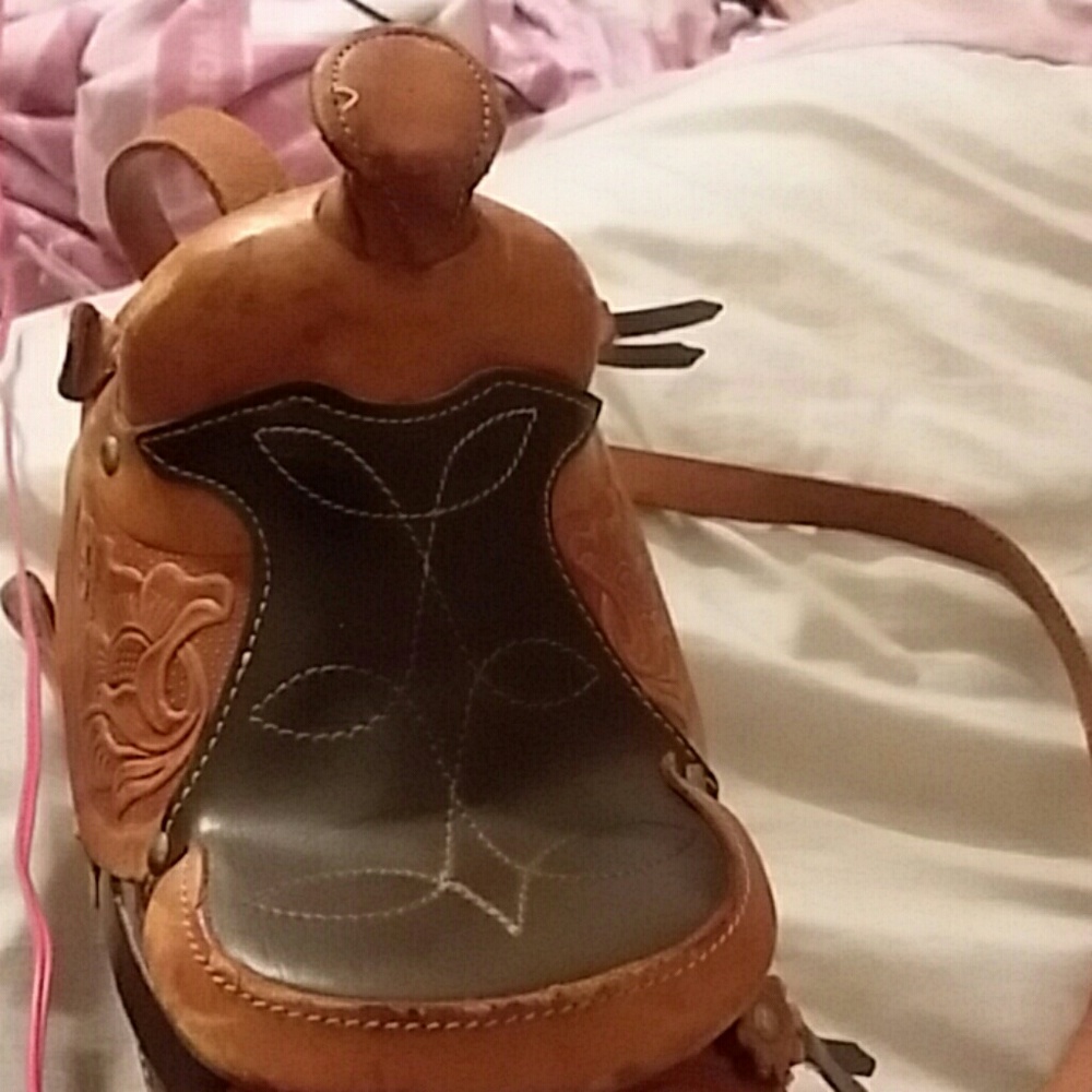 Purse - Picture 3 of 3